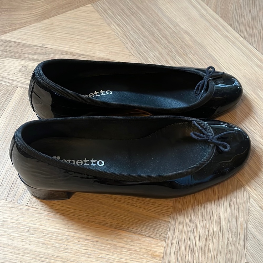 REPETTO Low-Heel black Patent Leather